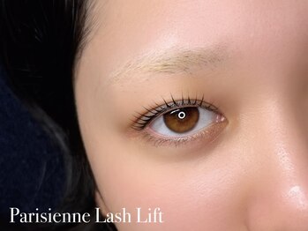 ネロリ バイ エイティスト(neroli by 8ist)/パリジェンヌ［新宿/新宿駅］