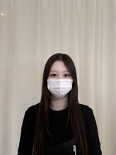 アンフルール アイ(Un Fleur eye) 岡本 菜那