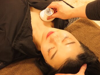 ヨサパーク エターナル 西新井(YOSA PARK eternal)/首やデコルテも美しく