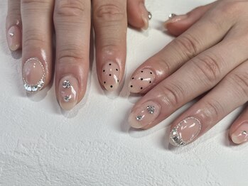 イーストハムアネーロネイル(EAST HAM anello nail)/韓国ネイル/キラキラ/ドット