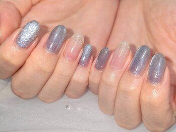 ネイルバイピヌ(nail by pinu)/マグワンカラー×ラメグラ