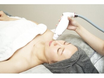 アンド(&.)の写真/岡山に1台のみ！《サーマトリックス初回全額9,900円》小顔になりたい/たるみを改善したい方におすすめ★