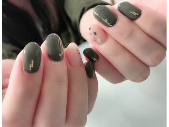 カーキ色っで秋らしく Pg ネイルサロン パール エム Nail Salon Pearl M のフォトギャラリー ホットペッパービューティー カーキ色っで秋らしく Pg ネイルサロン パール エム Nail Salon Pearl M のフォトギャラリー ホットペッパービューティー