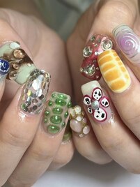 個性派ネイル