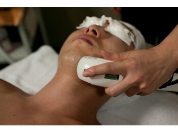 バランスカイロ マーノ/髭脱毛で髭剃りの負担軽減!