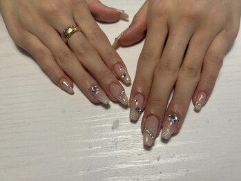 ジプソ(Gypso)の写真/《完全個室》大切なイベントを彩る特別なネイル*美しく魅せるワンランク上の仕上がりへ◎