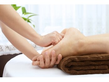 みんなのてもみ 神田駅北口店/足つぼ(オイルコース)