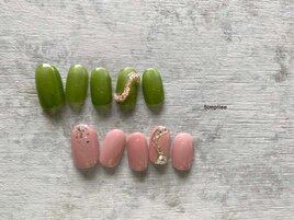 ちぐはぐネイル　ぷっくり