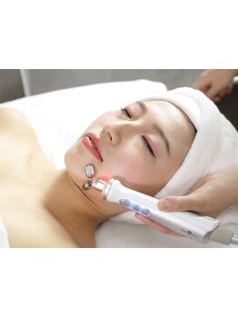 ホウレイ線・たるみ改善！予防ケア