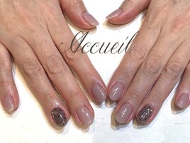 ガーリードットネイル