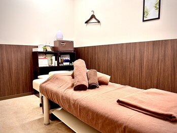 げんき堂整骨院 げんき堂鍼灸院　MEGAドン・キホーテUNY浜松泉町/お子様連れでも安心/8畳の個室