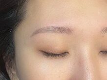 ビヨウジョ シスコ(biyoujyo CISCO)/ハリウッドブロウリフト