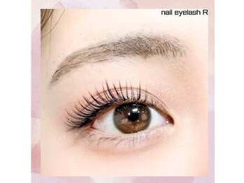 ネイルアンドアイラッシュサロンRの写真/選べるカール【リフエク】or【パリエク】で再現率◎《まつげパーマ×エクステ》のW施術でなりたいまつげ＊