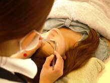 アイラッシュ ビーワークス(b-works)/施術風景