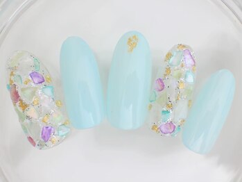 ネイルサロン あかねいろ/春夏シェル ニュアンスブルー