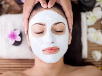 ルリアン(Le lien)の写真/【触れたくなるほどの美肌！】肌状況を見て1人1人にあった施術をご提案☆深部まで浸透するよう丁寧に導入◎