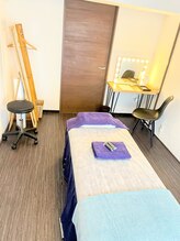 イーハンズ 福岡店(e-Hands)/【完全個室の施術室】