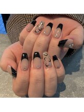 リッシュ(RICHE)/大人黒フレンチネイル