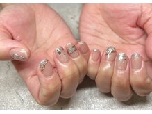マドンナ ネイル(Madonna Nails)/