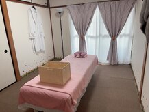 ゆるりの雰囲気（清潔感のある施術室です）
