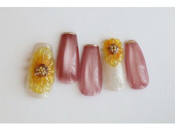 ココ(Coco)/ひまわりネイル