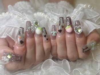 アビス(Abyss)/甘いチョコミントネイル