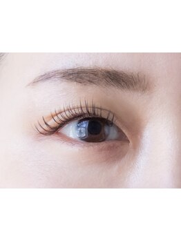 ボリュームのある目元にしたい