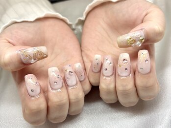 ケーエヌ(KN)/クリスマスネイル