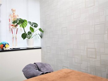 シセ 横浜店(si’se)/【小顔・姿勢・骨盤矯正・整体】