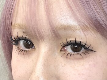 ラクエ(Laque)の写真/大人気★&Healthy《アンドヘルシー》・パリエクで理想の束感まつげに♪ナチュラル~ボリューム迄理想を実現!