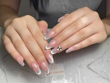 キヒ 渋谷店(Kihi)/グラデーションネイル+パーツ2個