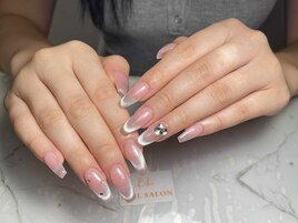 グラデーションネイル+パーツ2個