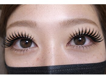 モルレーヴ(MOLREVE)の写真/【つけ放題で理想の濃さ】周りを気にせず過ごせる個室空間☆彡落ち着いて通える大人の個室空間