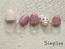 ガーリードットデザイン