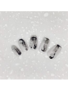 ネイルズ スムース(NAILs SMOOTH)/モノトーンニュアンスネイル