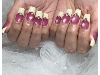ナナネイル(7.Nail)/深めフレンチ