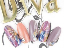 ネイルサロン ディーバ ギンザ(Nail salon Diva GINZA)/グレージュ×フラワー ￥9500