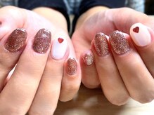 アミュリー ネイル アトリエ(Amury nail atelier)/バレンタイン ハート ちぐはぐ