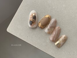 ベージュニュアンスネイル