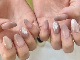 フラワーネイル【¥5,800】