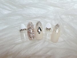 ツイードホワイト