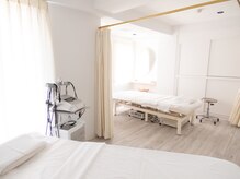 エイジングケアサロン 青山の雰囲気（最新ウィンバックが2台/カップル・友達・家族との同時施術も◎）