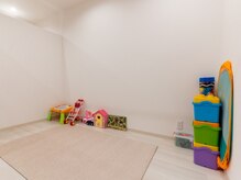 キッズスペース有り◎お子様連れにも人気のサロン◎