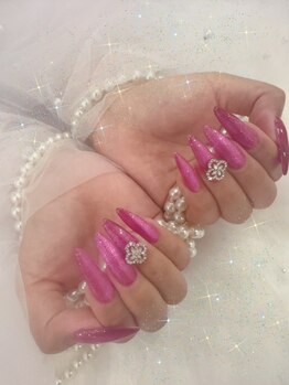 Lilyclass池袋【リリークラス】長さだし/持ち込み/ワンホンの写真/自慢のスカルプ技術で、理想の美フォルムを実現。長さも形も、思いのままにデザイン。[池袋/長さだし]