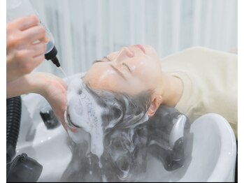 ナオアート(NAO-ART)の写真/お疲れの方に!疲労回復プレミアム80分コース¥12,000☆頭皮をもみほぐし疲れ解消◎