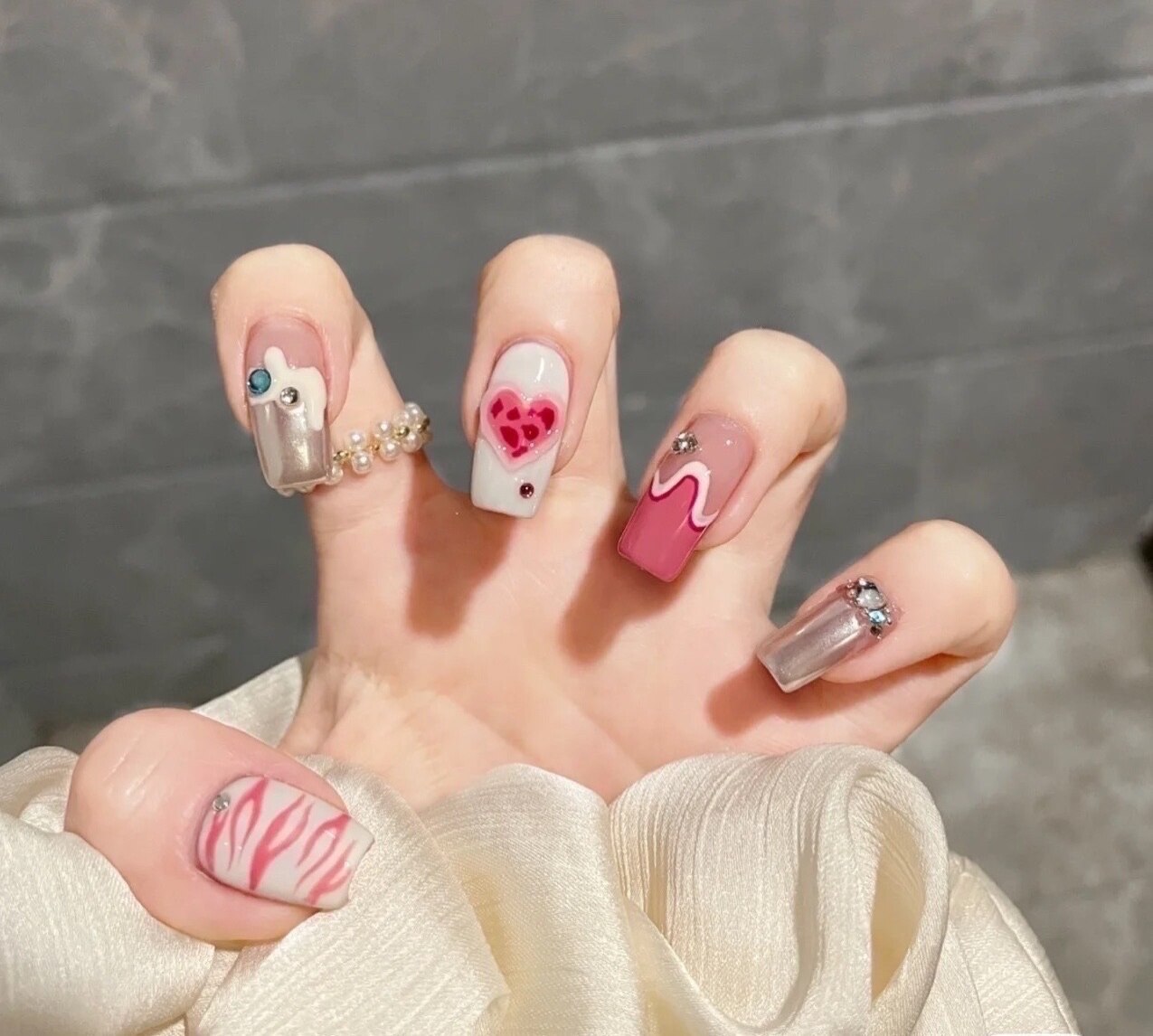 3dネイルパーツ ネイル ネイルパーツ ハート 3D ネイルパーツ ひらがな 数字 ハート イニシャル 量産 推しネイル