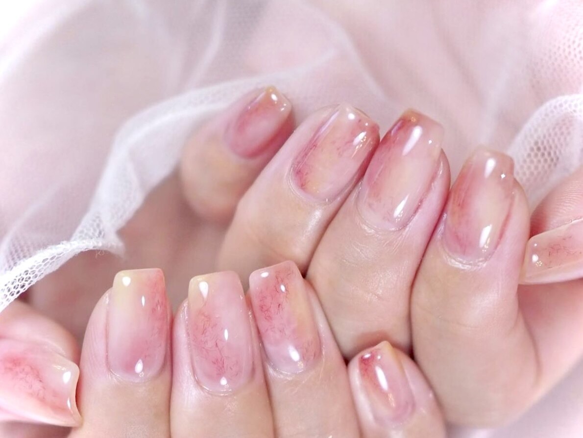 桃ネイル♡ ネイルチップ ニュアンス 夏ネイル ピンク シンプル