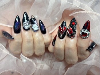 ベリッシモォセンスアーレ/ハロウィンネイル