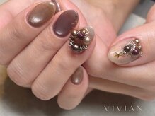 ヴィヴィアン ネイル(Vivian nail)/リース