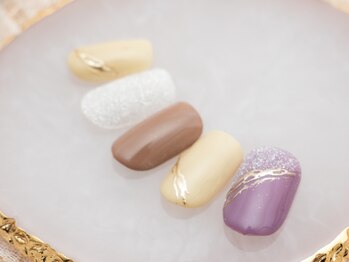 スピネイル(Spinail)の写真/お仕事などで派手なデザインが出来ない方にも◎指先が綺麗に見えるデザインでお客様の理想を叶えます☆